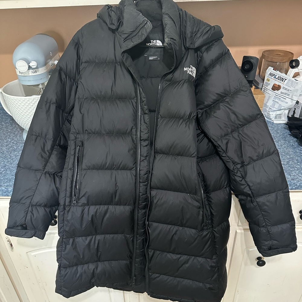 WOMENS LARGE NORTH FACE LONG PUFF JACKET